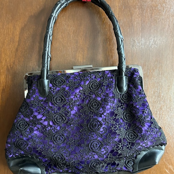 Disney’s Haunted Mansion Purse - Picture 3 of 5